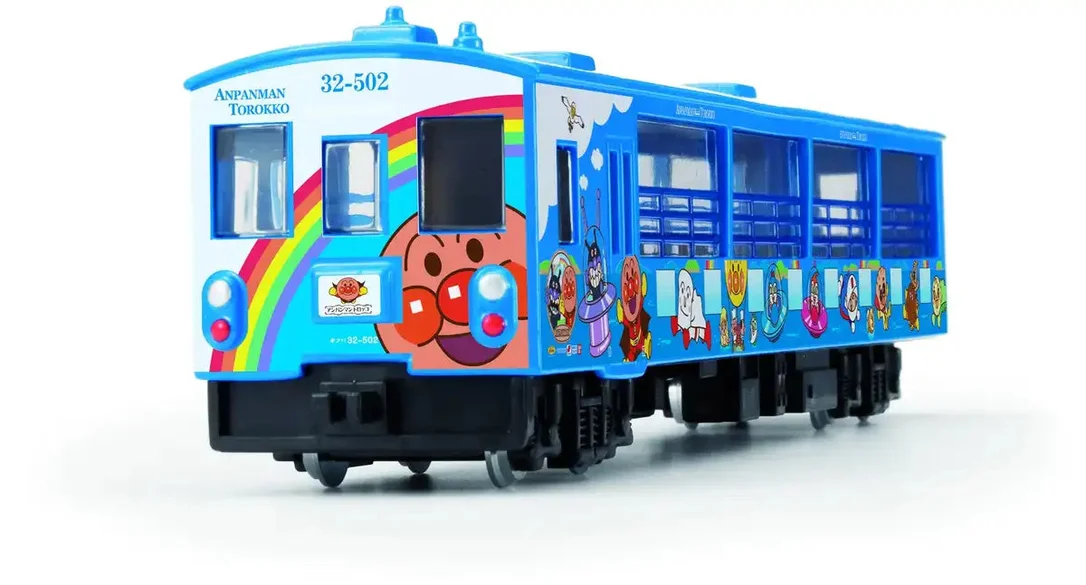 japan-figure8301